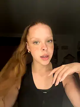 Snapshot of Piaaa3 chatting on 01-07-26, 05:54 Piaaa3 online show from 01-07-26, 05:54