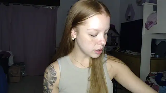 Snapshot of Piaaa3 chatting on 02-14-26, 07:38 Piaaa3 online show from 02-14-26, 07:38