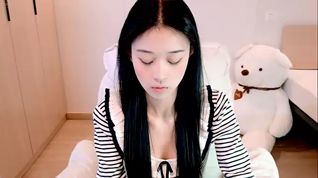 iiiiiiiiiu online show from 01-12-26, 03:12