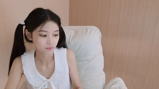 iiiiiiiiiu online show from 04-09-26, 06:19