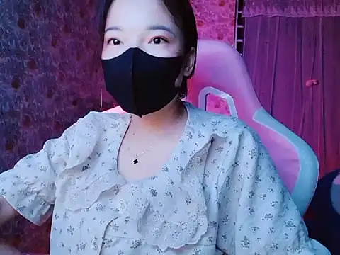 -Tamy- online show from 04-22-26, 03:46