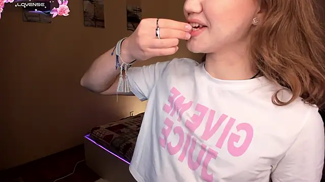 SweetNova  online show from 01-09-26, 12:08