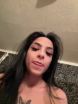 Snapshot of Evelin199 chatting on 04-29-26, 05:30 Evelin199 online show from 04-29-26, 05:30