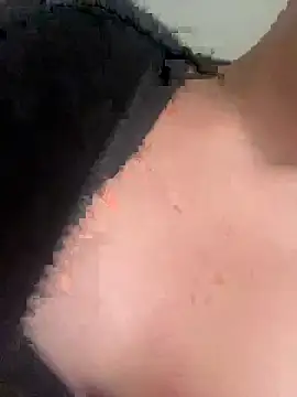 Violett hott  online show from 04-20-26, 12:19