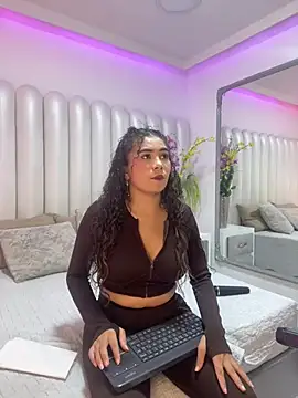 CamilaCastillo online show from 07-22-26, 07:27