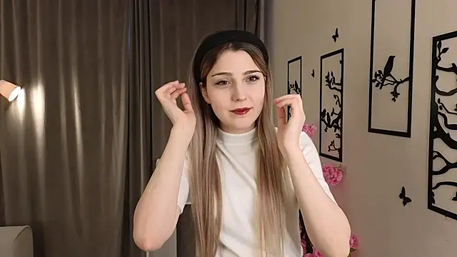 Lia Grimmy online show from 01-12-26, 09:47