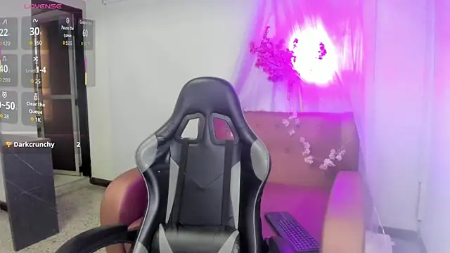 Luna  02 online show from 03-24-26, 11:26