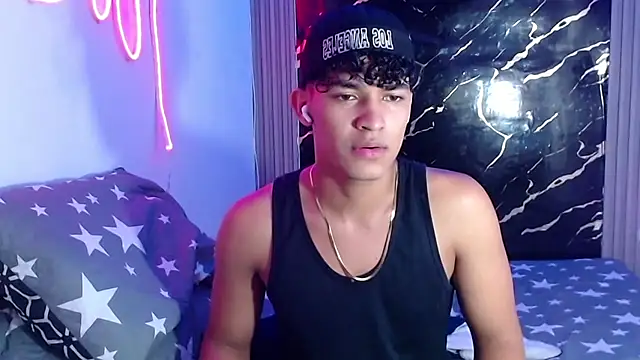 jamescurly00 online show from 03-19-26, 07:34