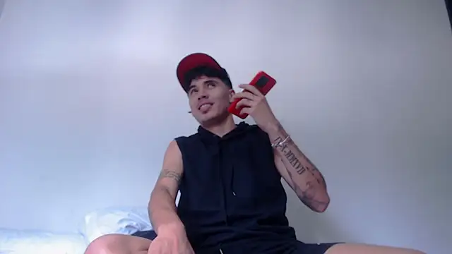 Snapshot of TimCooper_ chatting on 01-07-26, 05:15 TimCooper online show from 01-07-26, 05:15