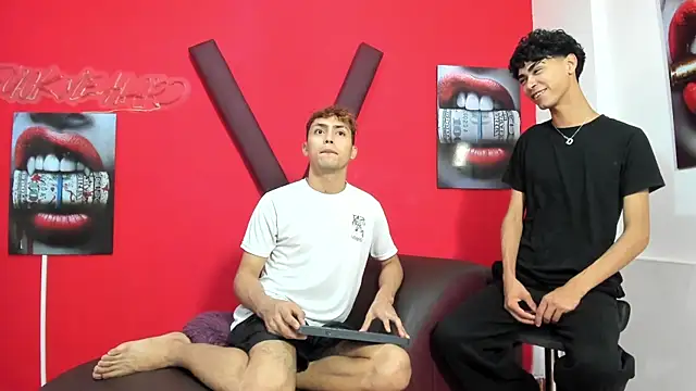 AVENGER BOYS2026 online show from 04-14-26, 07:14