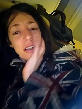 Snapshot of Ragerer1 chatting on 03-19-26, 03:43 Ragerer1 online show from 03-19-26, 03:43