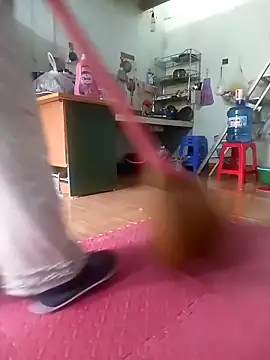 Snapshot of Tulip_Giang chatting on 01-07-26, 02:03 Tulip Giang online show from 01-07-26, 02:03