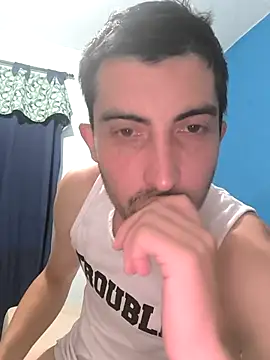 Ezequielggt online show from 01-06-26, 02:59