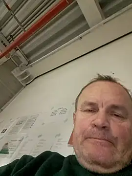 Snapshot of kanos71 chatting on 01-12-26, 02:11 kanos71 online show from 01-12-26, 02:11