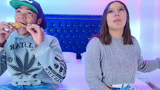 Cristal and luke online show from 03-22-26, 03:32