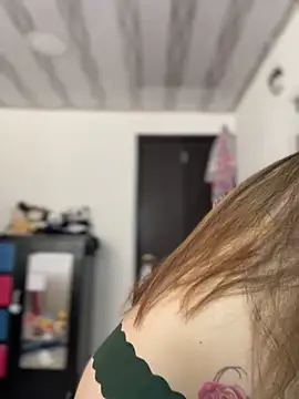 NatalyPinky online show from 05-10-26, 05:40