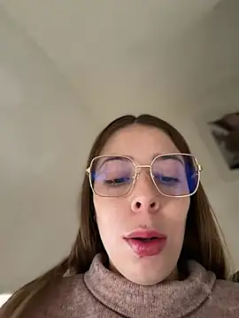 NatalyPinky online show from 06-13-26, 04:49