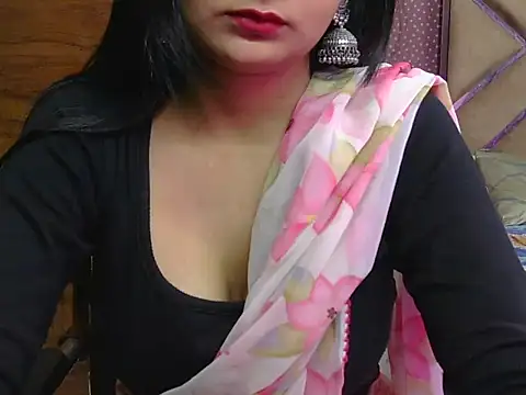Snapshot of sweet_riyaaa chatting on 06-17-26, 06:38 sweet riyaaa online show from 06-17-26, 06:38
