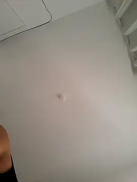 ofjuliaa online show from 03-14-26, 08:47