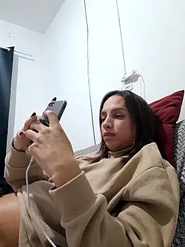 ofjuliaa online show from 05-24-26, 03:55