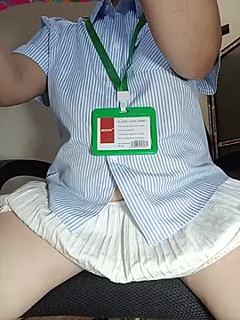 Lyna sexy24 online show from 06-06-26, 09:03