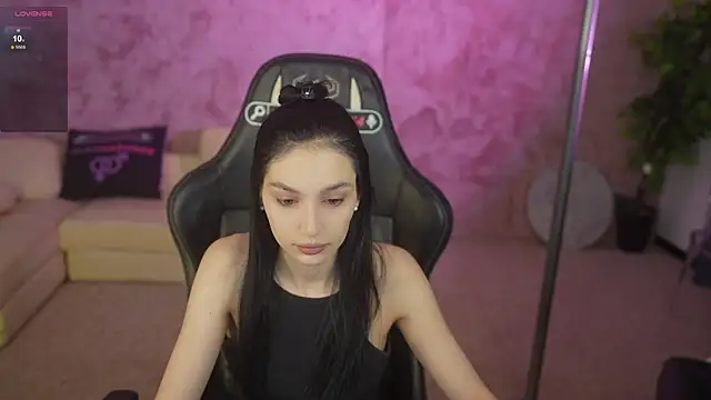 Snapshot of Mila_Rose054 chatting on 04-29-26, 02:59 Mila Rose054 online show from 04-29-26, 02:59