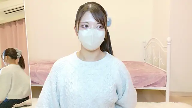 Snapshot of himarichan_v chatting on 01-13-26, 02:44 himarichan v online show from 01-13-26, 02:44