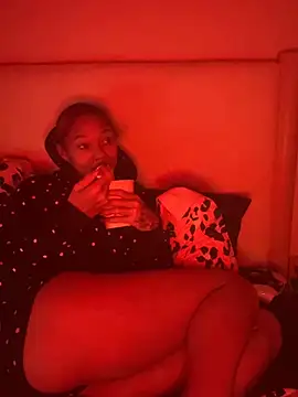 Tamiii420 online show from 03-25-26, 03:12