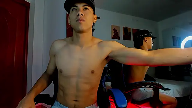 Liamsubtle01 online show from 02-10-26, 11:25