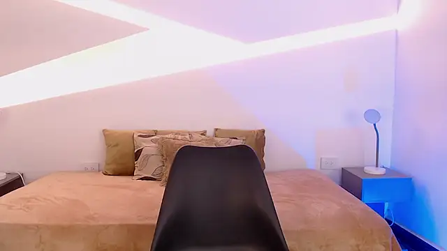 Snapshot of Chel_Stone chatting on 02-04-26, 10:58 Chel Stone online show from 02-04-26, 10:58