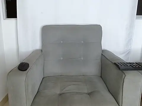 Snapshot of dani_sex1_ chatting on 06-16-26, 02:36 dani sex1 online show from 06-16-26, 02:36