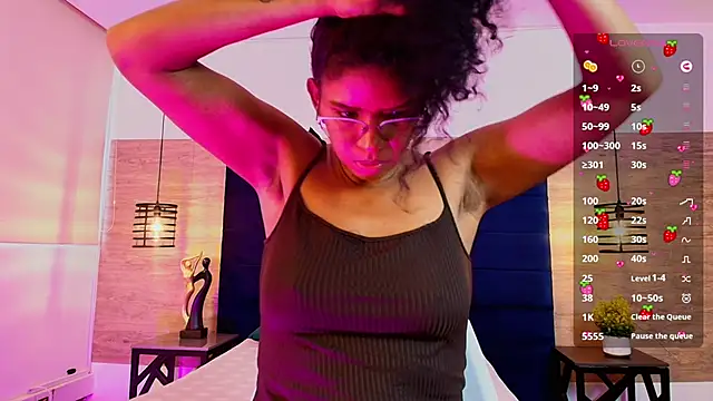 Snapshot of Ellie-Alves chatting on 04-29-26, 04:44 Ellie-Alves online show from 04-29-26, 04:44