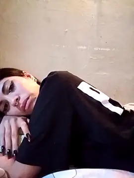 Chiquitoperopeligroso4 online show from 02-20-26, 04:31