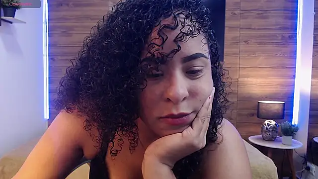 Mila lock online show from 01-10-26, 03:41