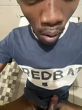 BigAndBeaut online show from 03-22-26, 11:02