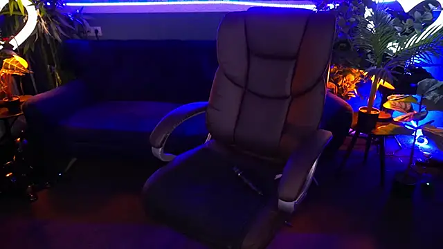 Dafni Monn online show from 01-23-25, 10:01