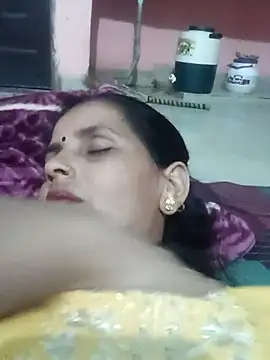 Hasmi hot09 online show from 05-18-26, 05:52