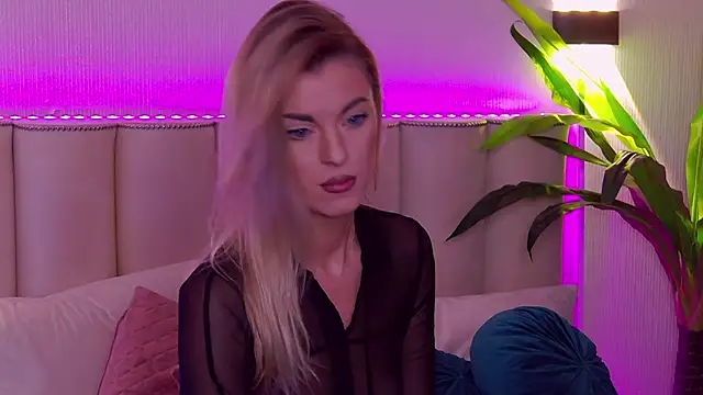 AvrilSkyy online show from 01-12-26, 06:07