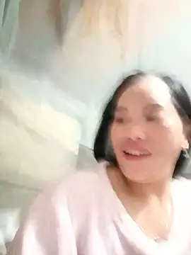 Snapshot of yu--yo chatting on 01-10-26, 01:24 yu--yo online show from 01-10-26, 01:24