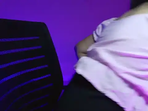 CutieVibe01 online show from 01-14-26, 04:23