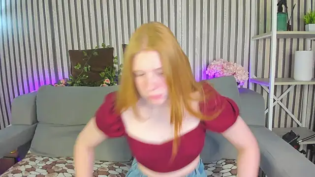 Snapshot of Sally_Ange1 chatting on 05-20-26, 01:01 Sally Ange1 online show from 05-20-26, 01:01