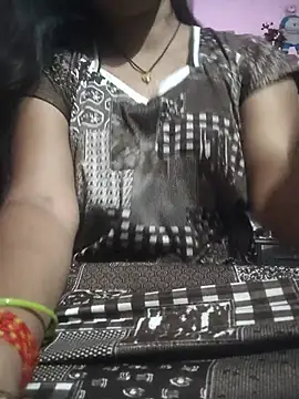 Nilam cute online show from 05-17-26, 06:04