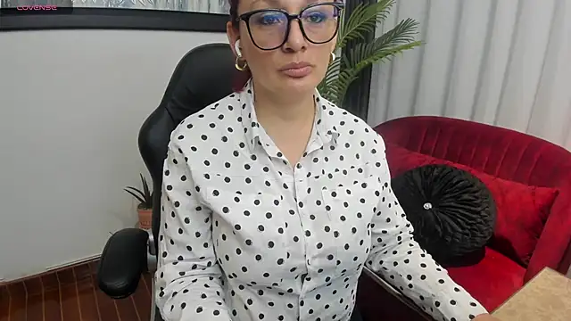 VictoriaPaker online show from 05-14-26, 12:23