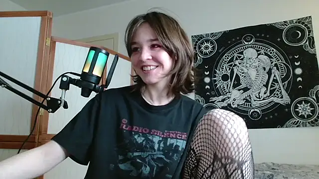 Snapshot of Mysterious_Toy chatting on 01-31-26, 07:11 Mysterious Toy online show from 01-31-26, 07:11