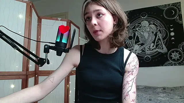 Snapshot of Mysterious_Toy chatting on 02-24-26, 04:49 Mysterious Toy online show from 02-24-26, 04:49