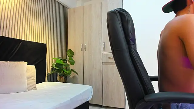 LeoHard   online show from 02-01-26, 02:21