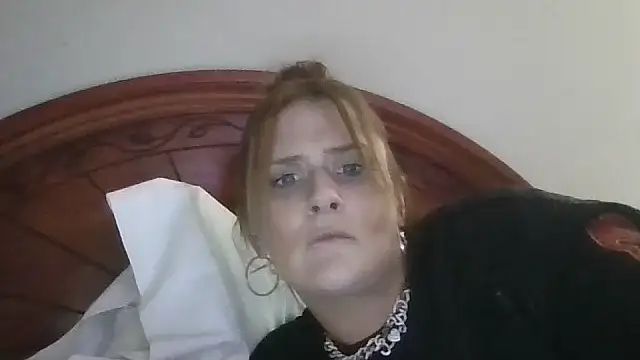 Snapshot of ASH_Blondie_Slut chatting on 03-09-26, 01:26 ASH Blondie Slut online show from 03-09-26, 01:26