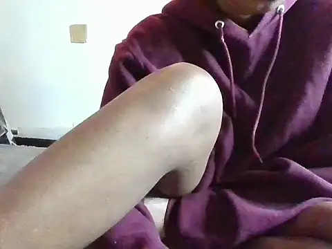 Snapshot of Africaquueen chatting on 01-09-26, 01:14 Africaquueen online show from 01-09-26, 01:14