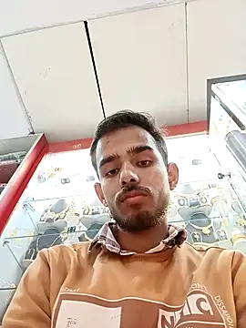 Snapshot of Rajkuma12345 chatting on 01-15-26, 06:29 Rajkuma12345 online show from 01-15-26, 06:29