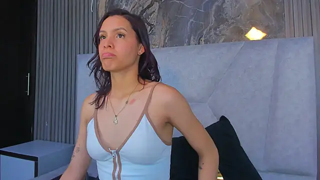 GraceAlexa12 online show from 04-22-26, 04:08